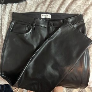 Abercrombie Curve love high rise leather ankle pants!